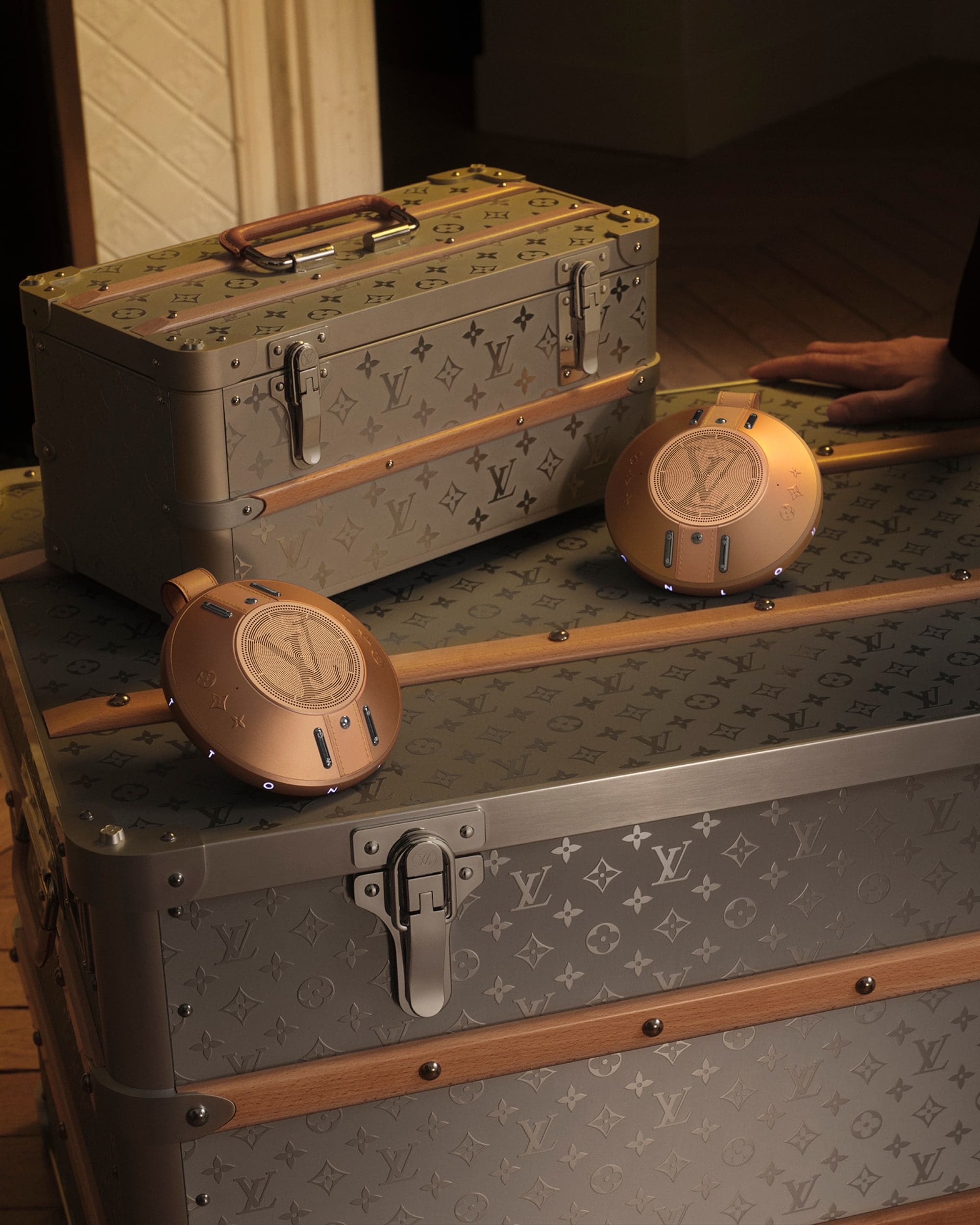 LV NANOGRAM SPEAKER | LOUIS VUITTON