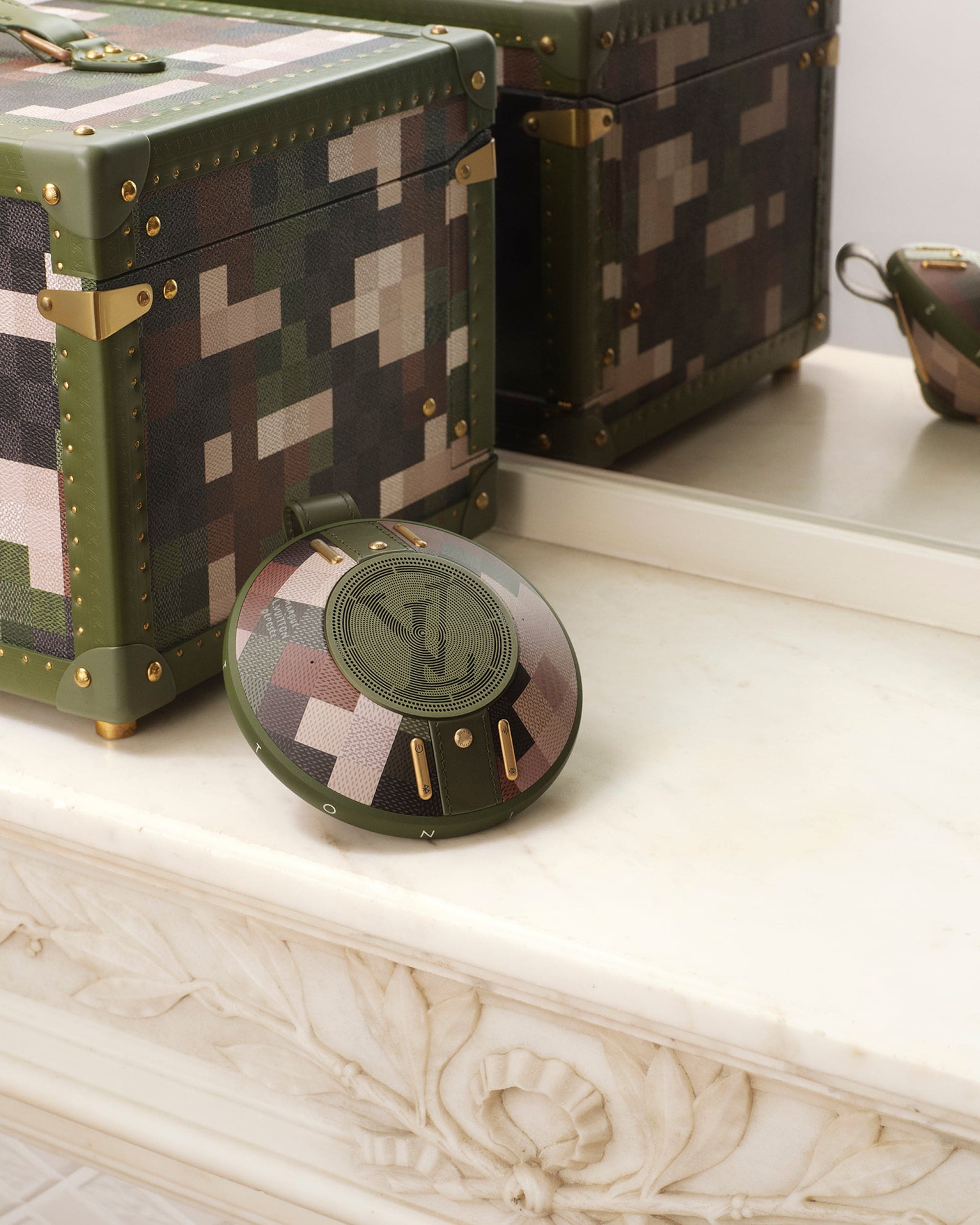 LV NANOGRAM SPEAKER | LOUIS VUITTON