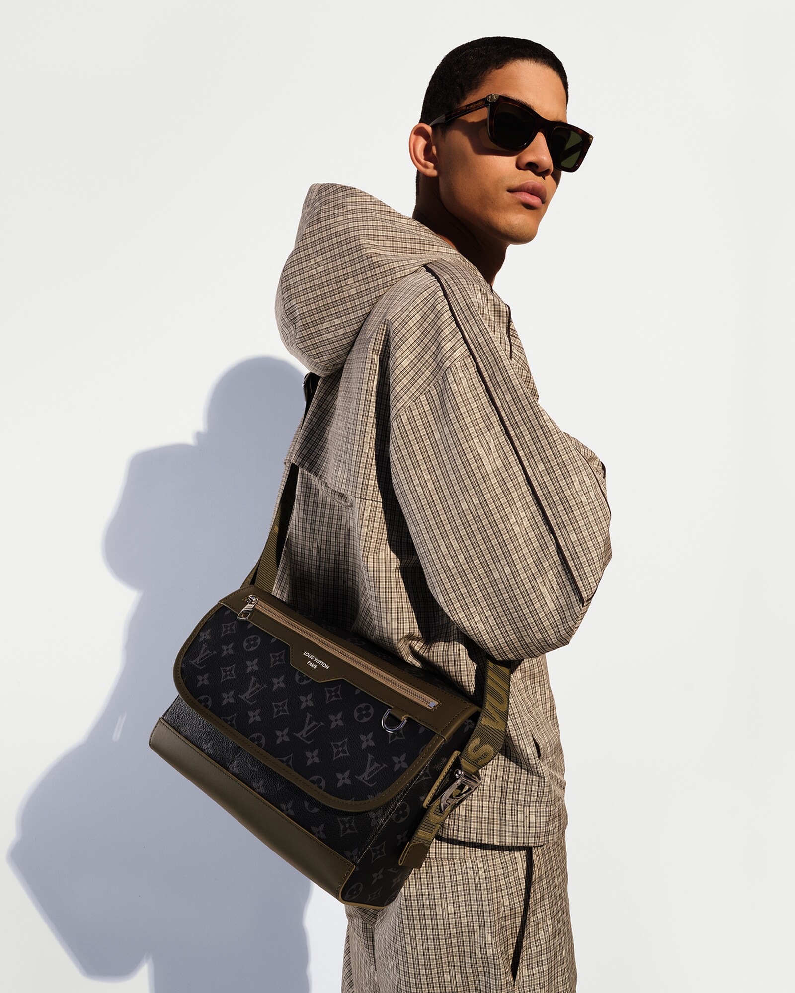 KMRストア 即購入OK LOUIS VUITTON LOUIS VUITTON – Official Website