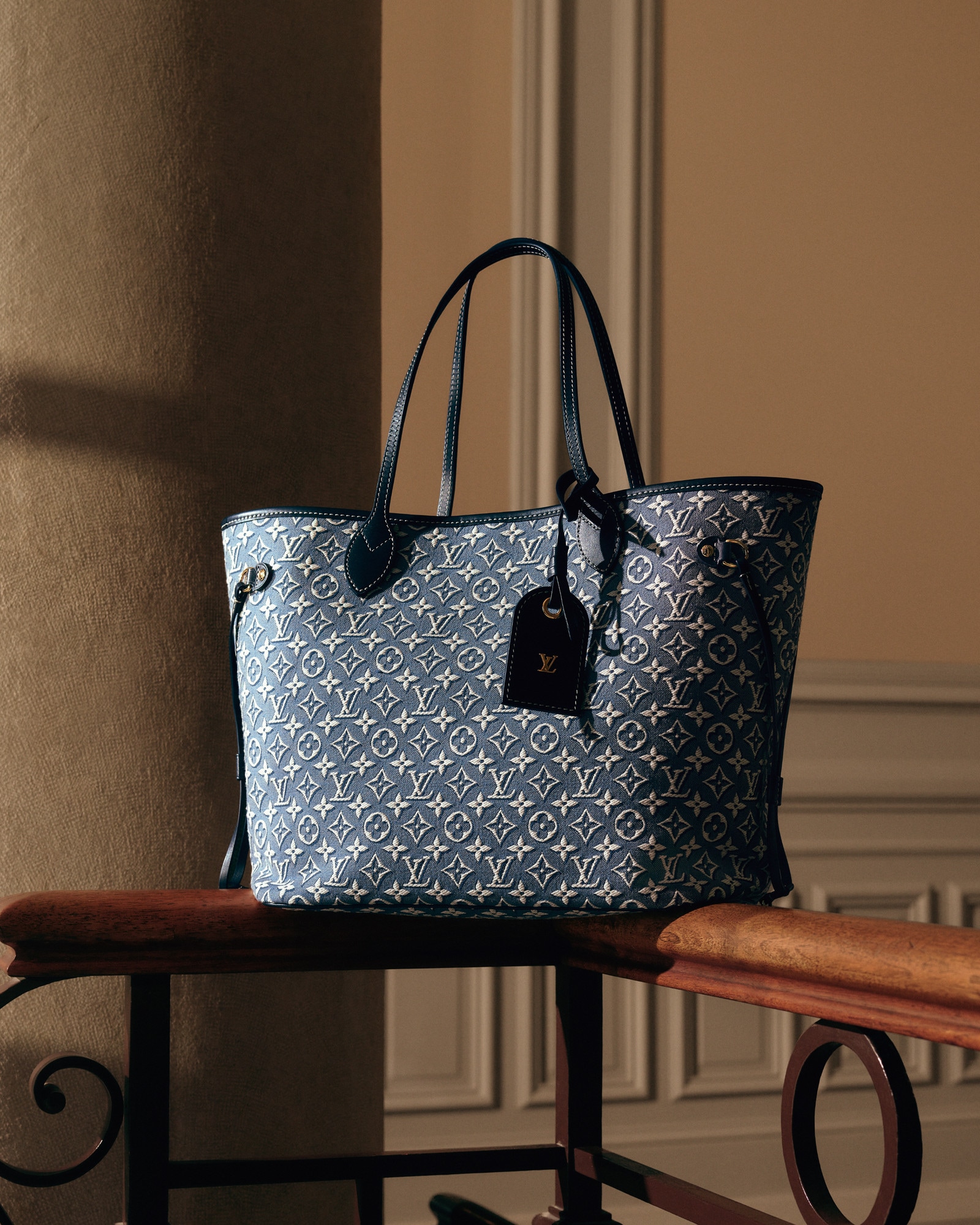 Newest Handbags Collection for Women | LOUIS VUITTON