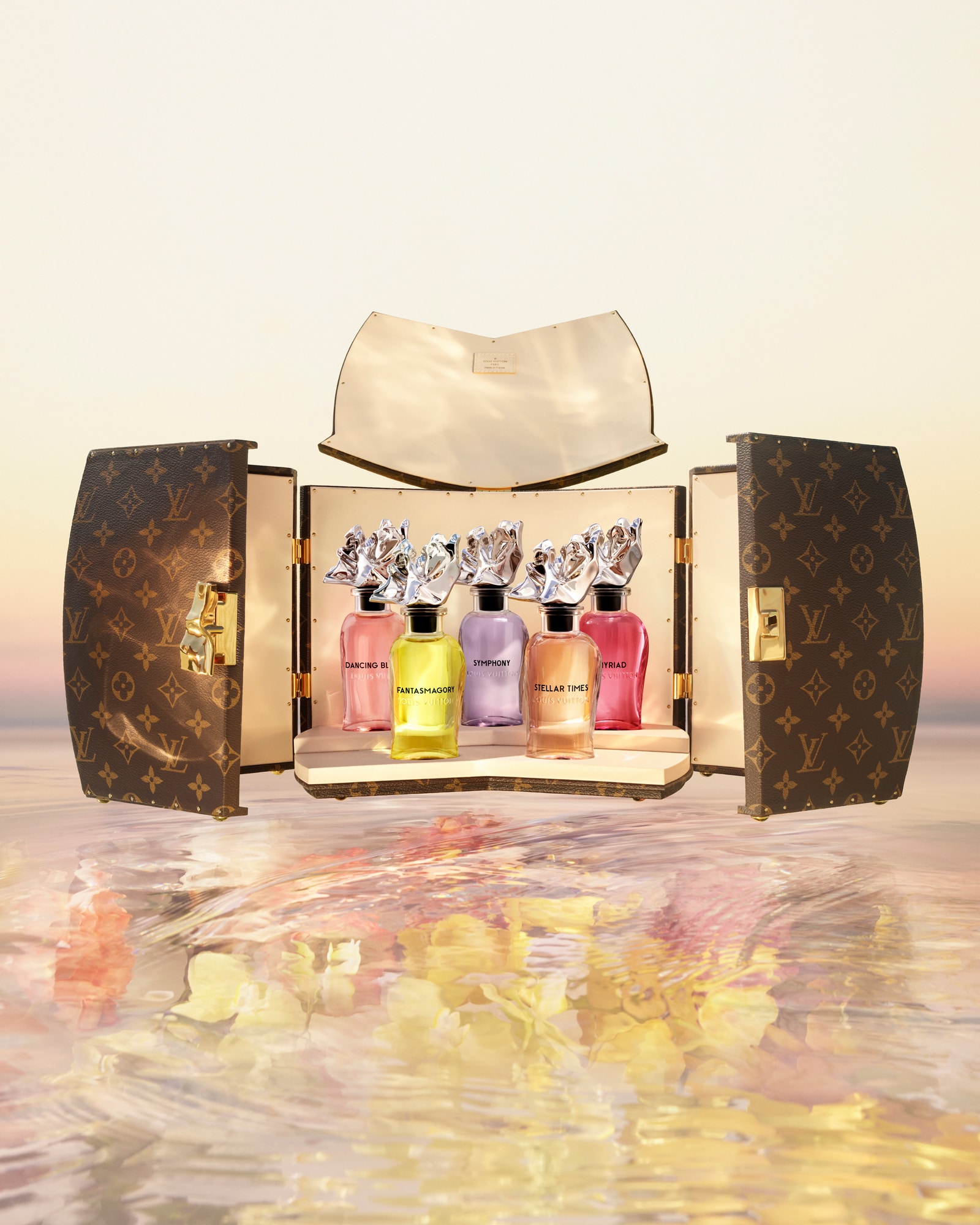 Designer Perfumes & Luxury Fragrances | LOUIS VUITTON ®