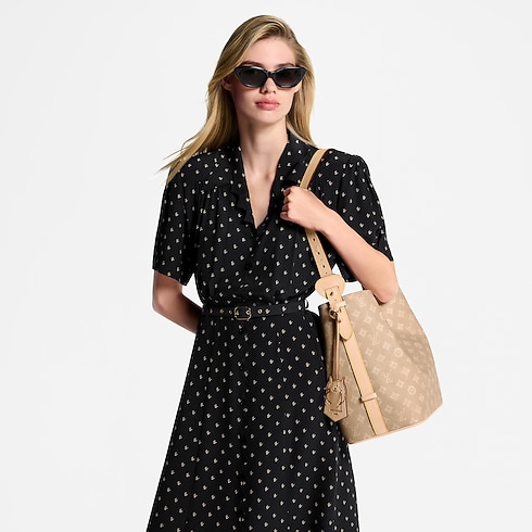 All In GM Other Monogram Canvas in Women's Handbags All Handbags for Women collections by Louis Vuitton (Product zoom)