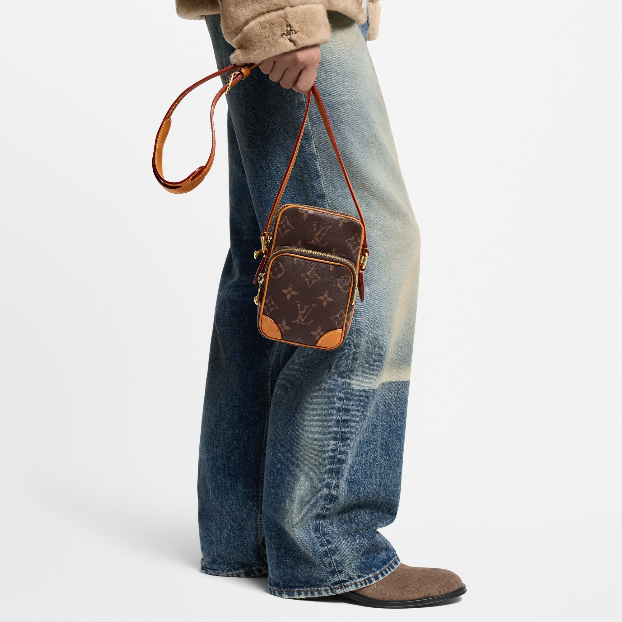 Amazone Autres Cuirs Monogram in Bags and Small Leather Goods