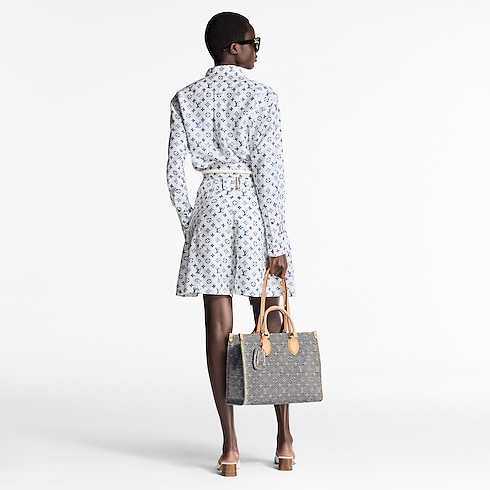 Aquarelle Monogram Belt Shorts in Women's Ready-to-Wear Skirts and Shorts collections by Louis Vuitton (Product zoom)