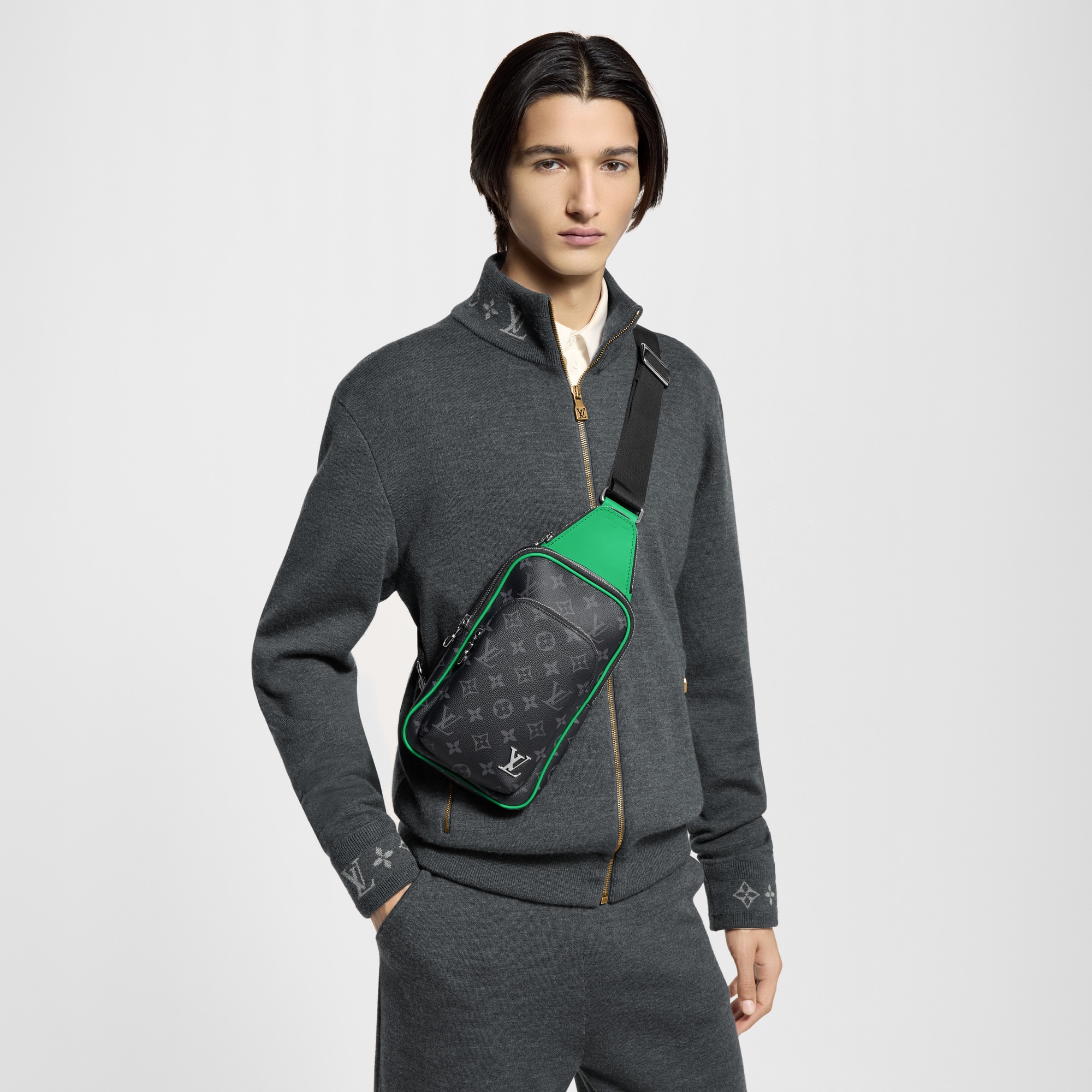 Avenue Slingbag PM Monogram Eclipse in Bags and Small Leather Goods