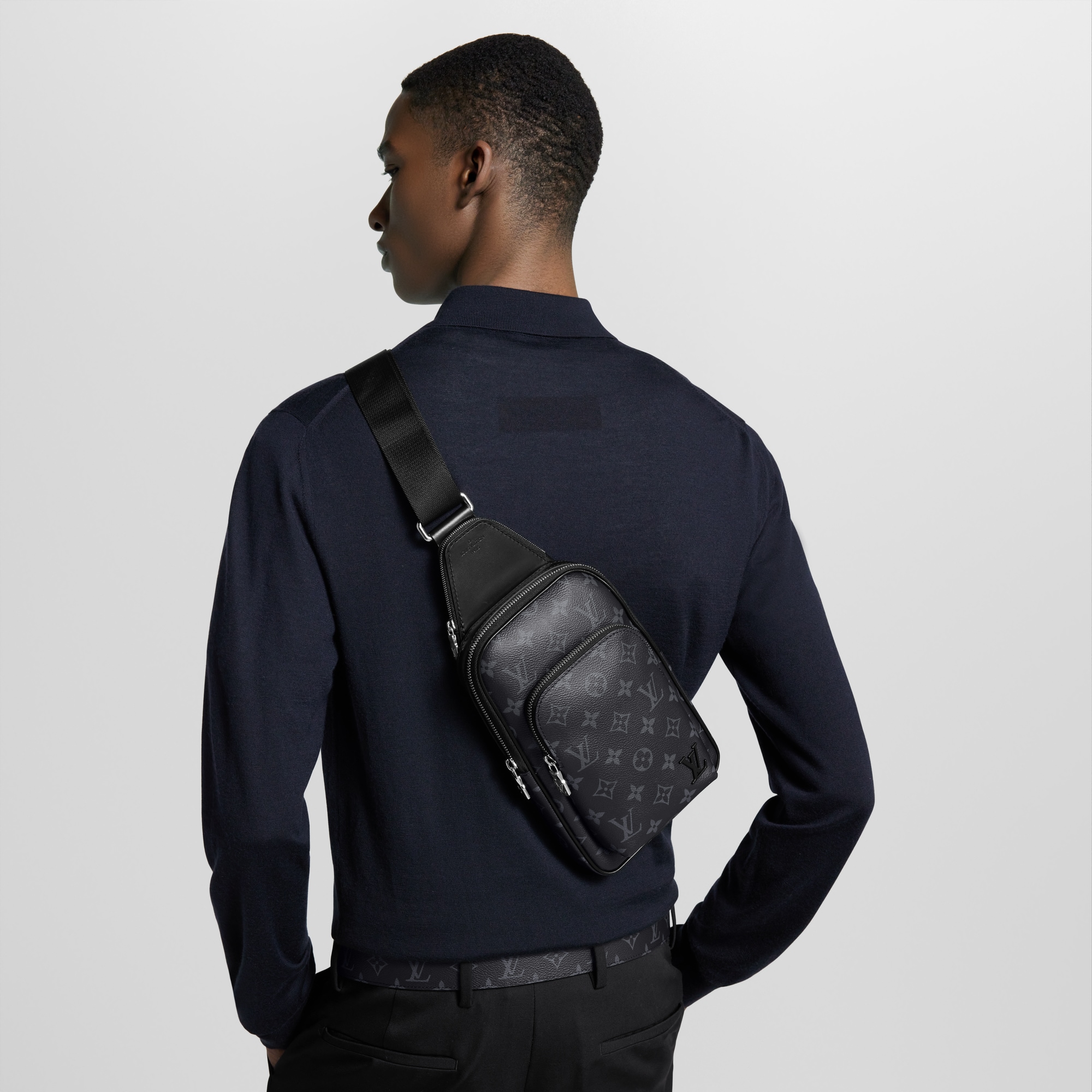 Avenue Slingbag PM Monogram Eclipse in Men