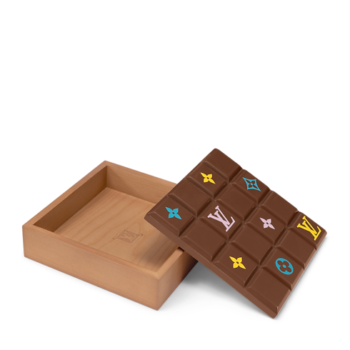 Chocolate Box in Trunks, Travel and Home's Sport and Lifestyle Lifestyle and Vivienne Dolls collections by Louis Vuitton (Product zoom)
