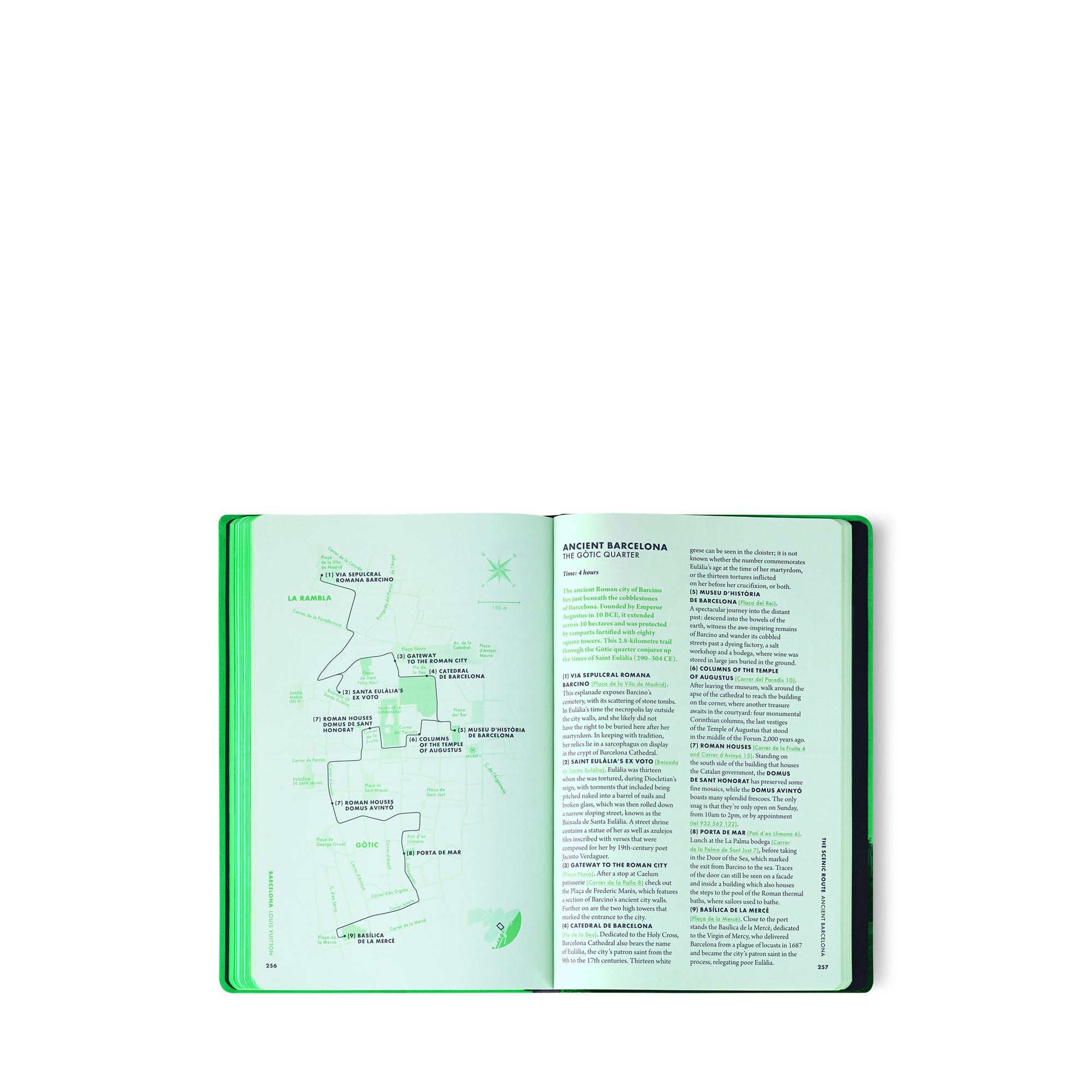 City Guide Barcelona  in Trunks, Travel and Home