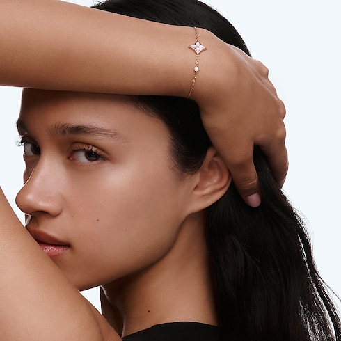 Color Blossom BB Star Bracelet, Pink Gold, White Mother-of-Pearl and Diamond in Jewellery's Categories Bracelets collections by Louis Vuitton (Product zoom)