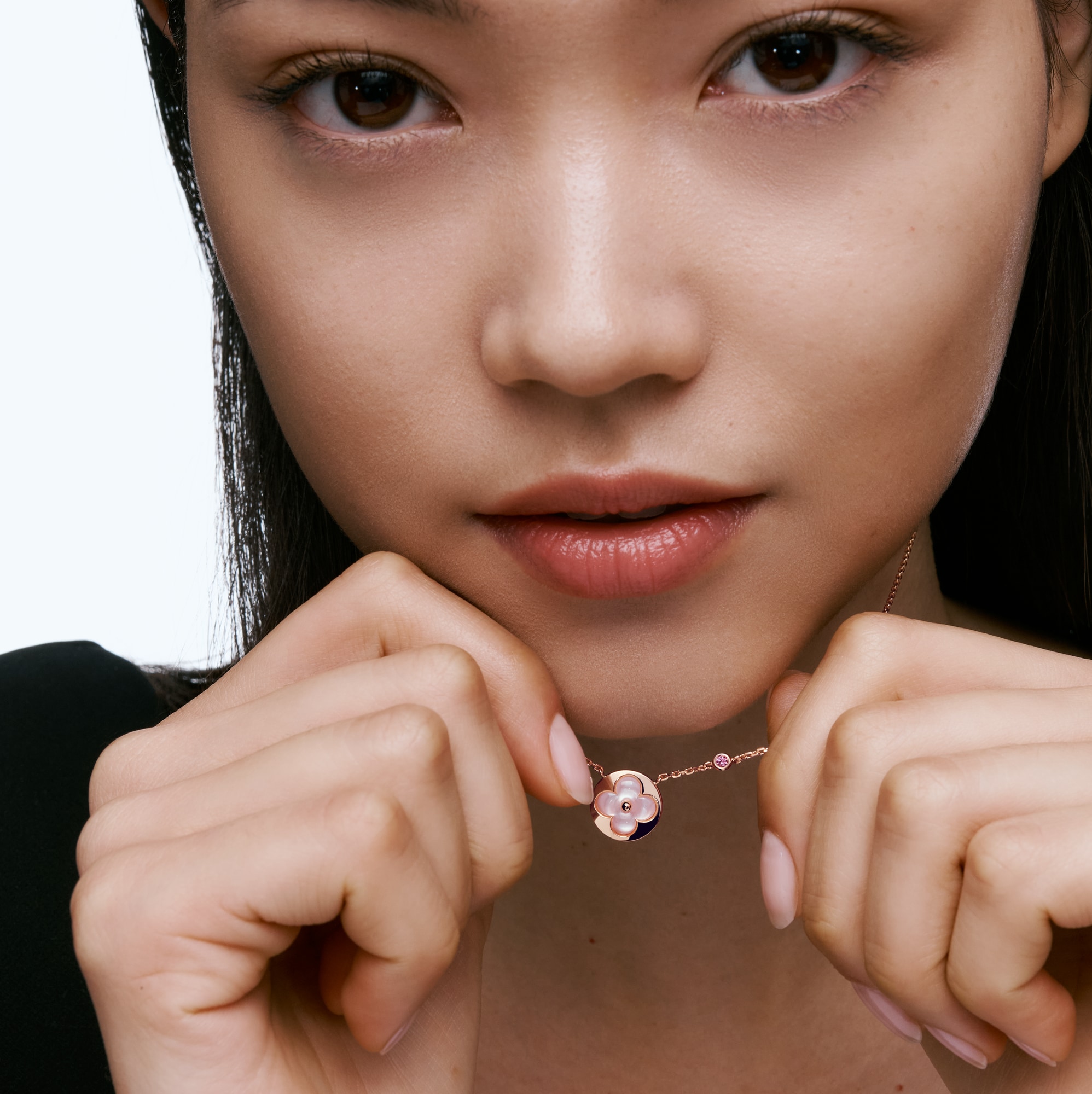 Color Blossom BB Sun Pendant, Pink Gold, Pink Mother-of-Pearl and Pink Sapphire  in Jewellery