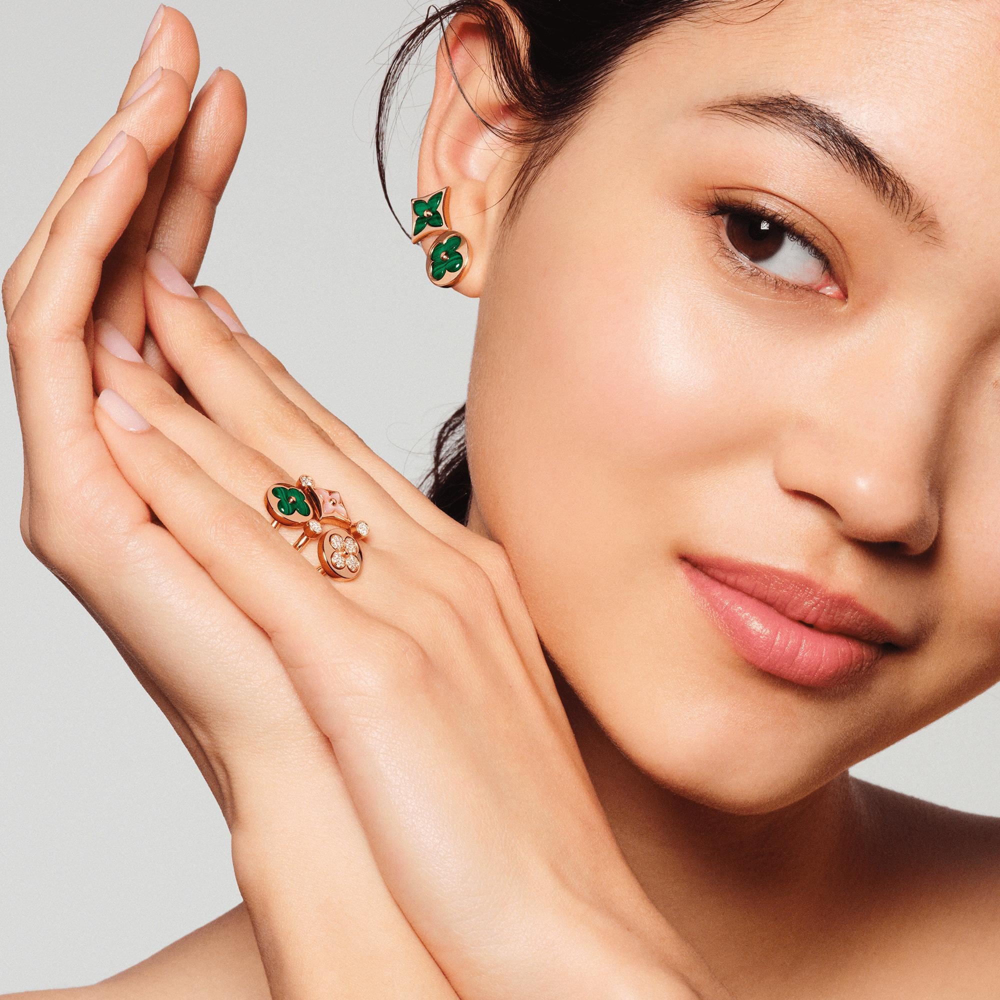 Color Blossom Mini Sun Ring, Pink Gold, Malachite And Diamond  in Jewellery