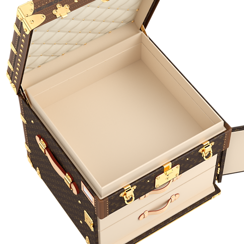 Courrier Lozine Carre Droite Monogram in Trunks, Travel and Home's Trunks and Boxes Trunks and Suitcases collections by Louis Vuitton (Product zoom)
