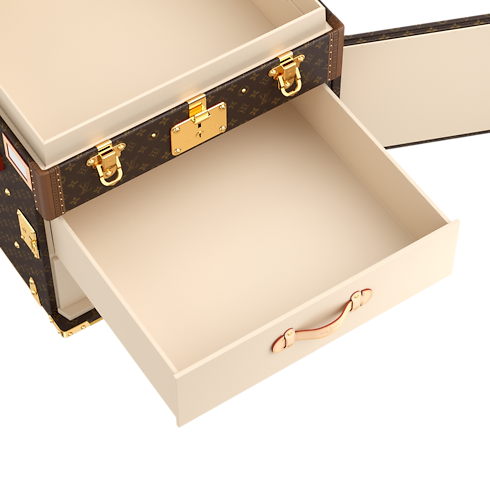 Courrier Lozine Carre Droite Monogram in Trunks, Travel and Home's Trunks and Boxes Trunks and Suitcases collections by Louis Vuitton (Product zoom)