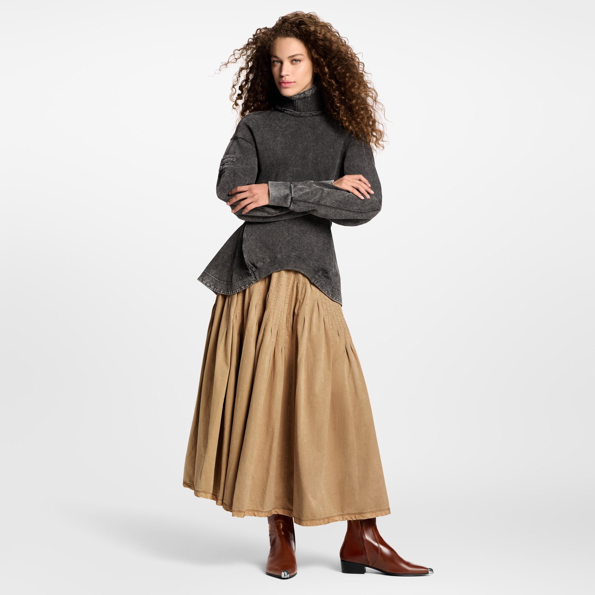 Curve Hem Sweater  in Women