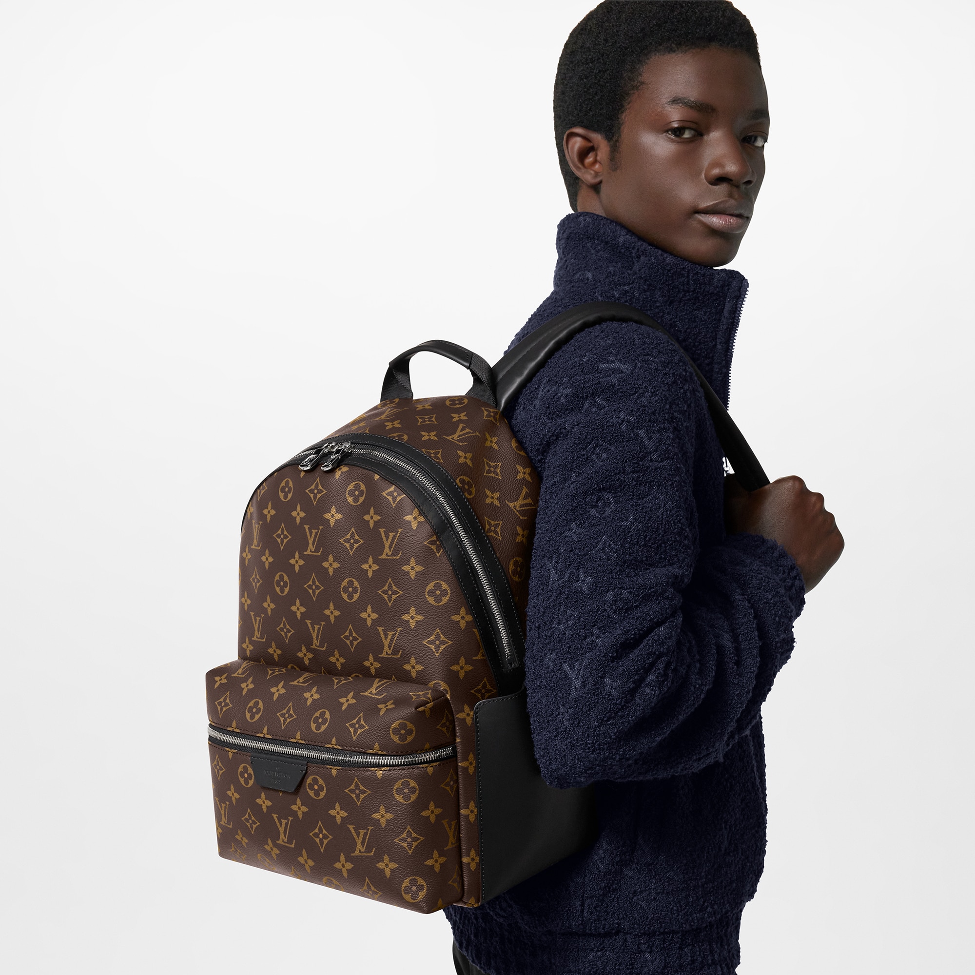 Discovery Backpack PM Monogram Macassar Canvas in Men
