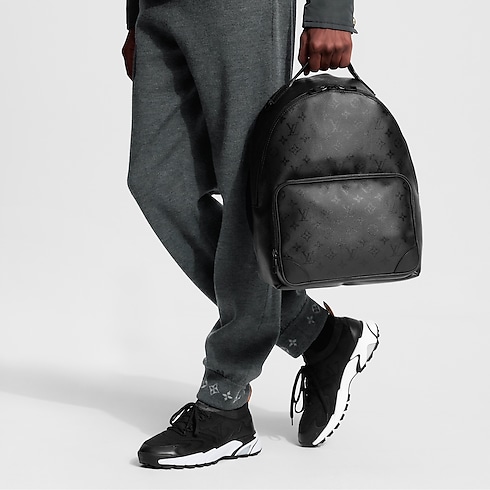 Discovery Cargo Backpack G72 in Bags and Small Leather Goods's Men Bags Newness collections by Louis Vuitton (Product zoom)