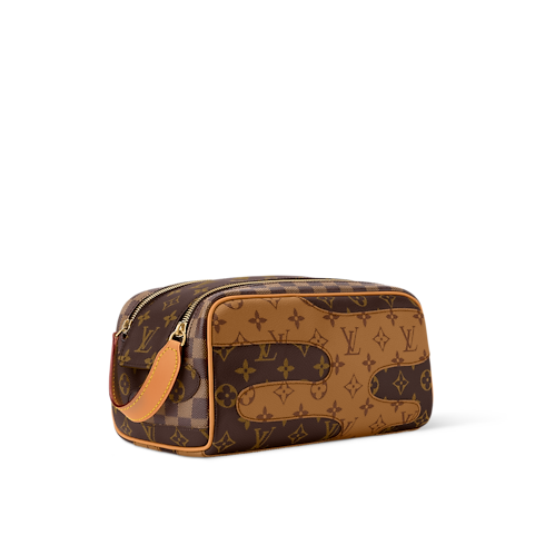 Dopp Kit in Men's Travel Travel Accessories collections by Louis Vuitton (Product zoom)
