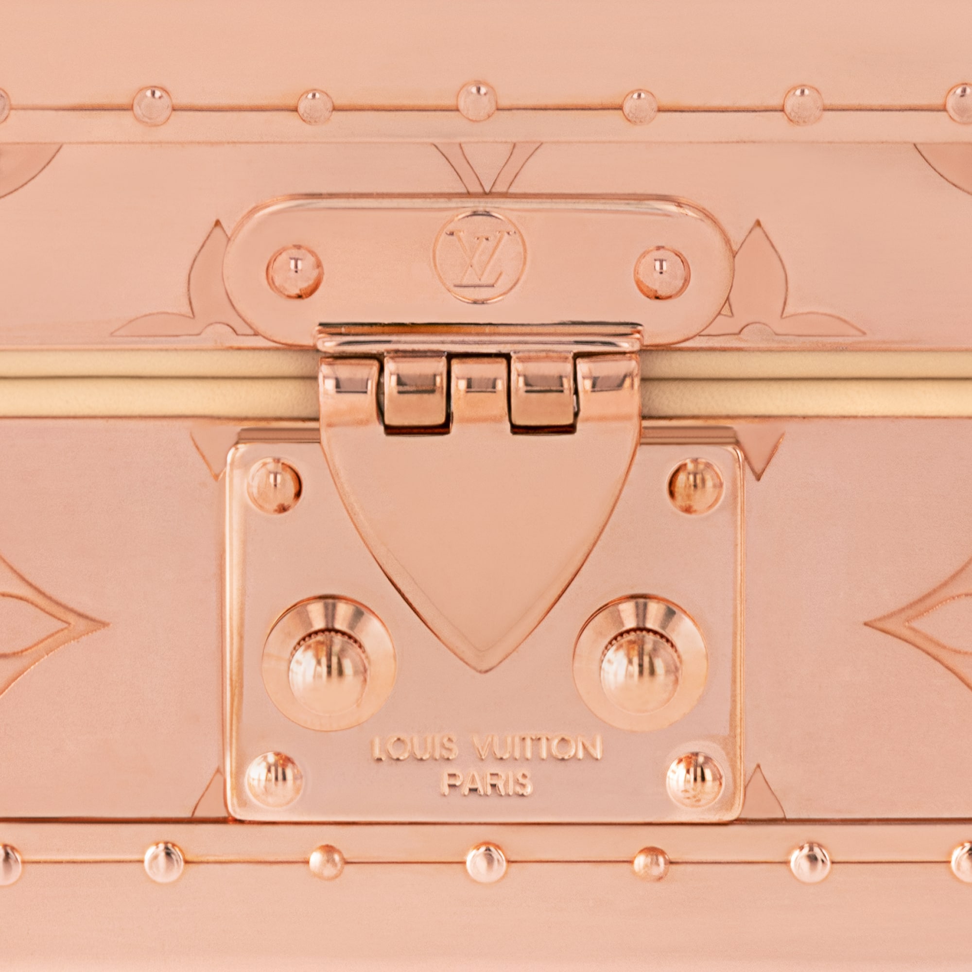 Ecrin Cuivre High End Leathers in Les Extraordinaires
