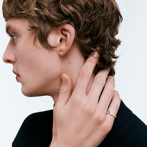 Empreinte Medium Ring, Yellow Gold and Diamonds in Jewellery's Categories All Fine Jewellery collections by Louis Vuitton (Product zoom)