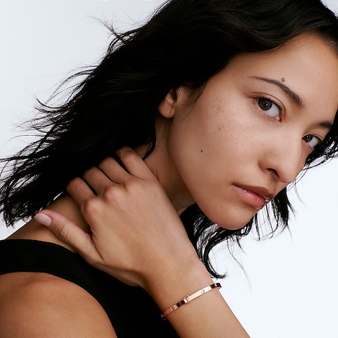 Empreinte Small Bangle, Pink Gold in Jewellery's Categories Bracelets collections by Louis Vuitton (Product zoom)