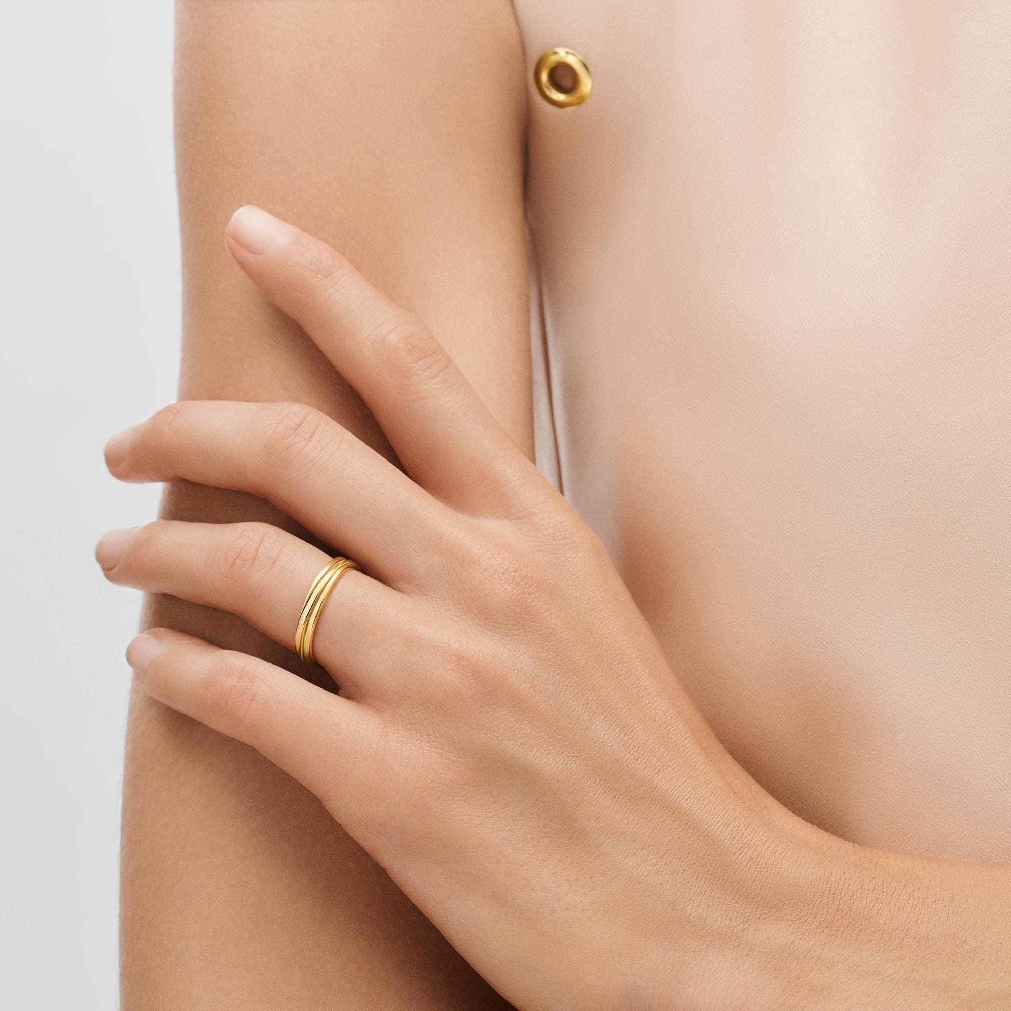 Epi wedding band, yellow gold  in Jewellery