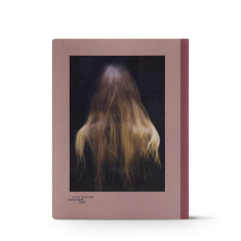 Fashion Eye Sweden in Trunks, Travel and Home's Books and Stationery Fashion Eye Books collections by Louis Vuitton (Product zoom)