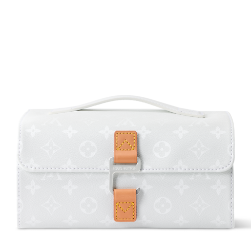 Hanging Toiletry Bag in New's For Men Digital Preorder: LV Ski collections by Louis Vuitton (Product zoom)