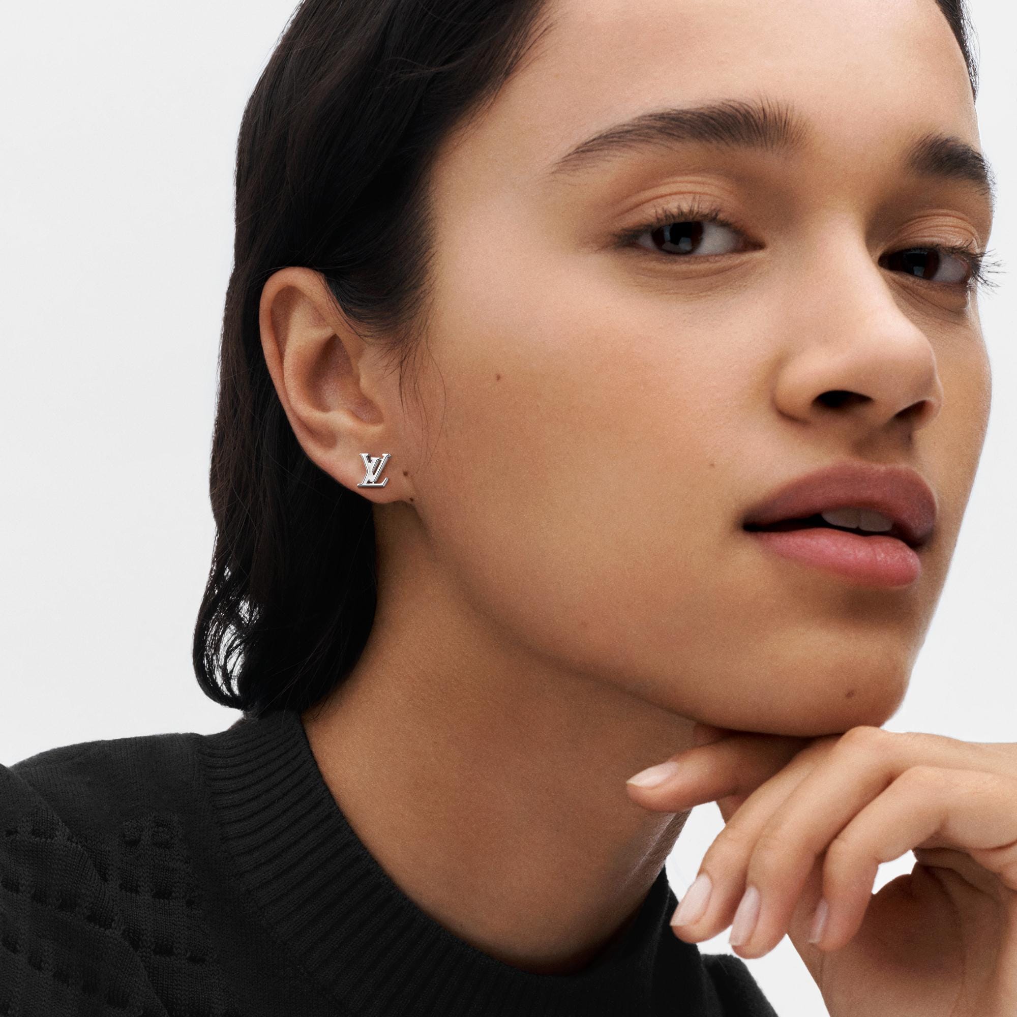 Idylle Blossom Reversible Stud, Yellow And White Gold And Diamond - Per Unit  in Jewellery