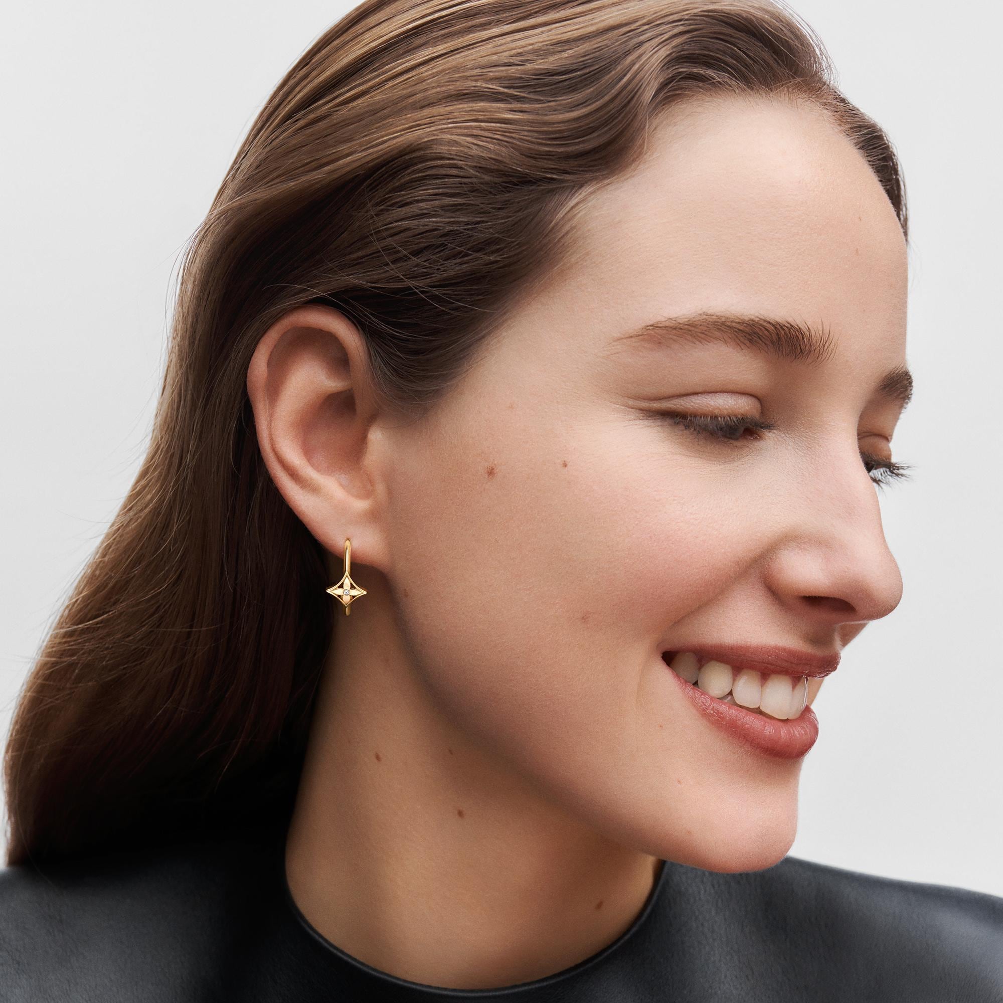 Idylle Blossom Small Hoop, Yellow Gold And Diamond - Per Unit  in Jewellery