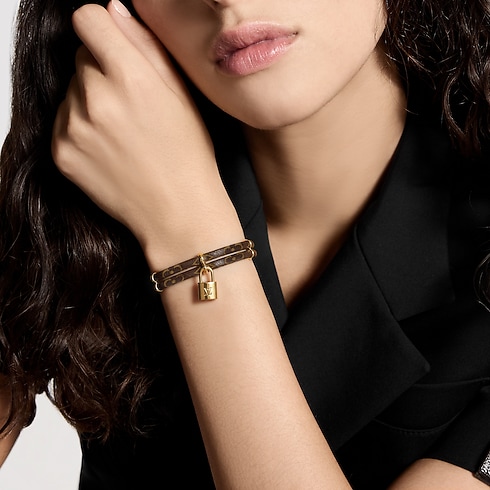Keep It Twice bracelet Monogram in Women's Fashion Jewellery Designer Fashion Jewellery collections by Louis Vuitton (Product zoom)