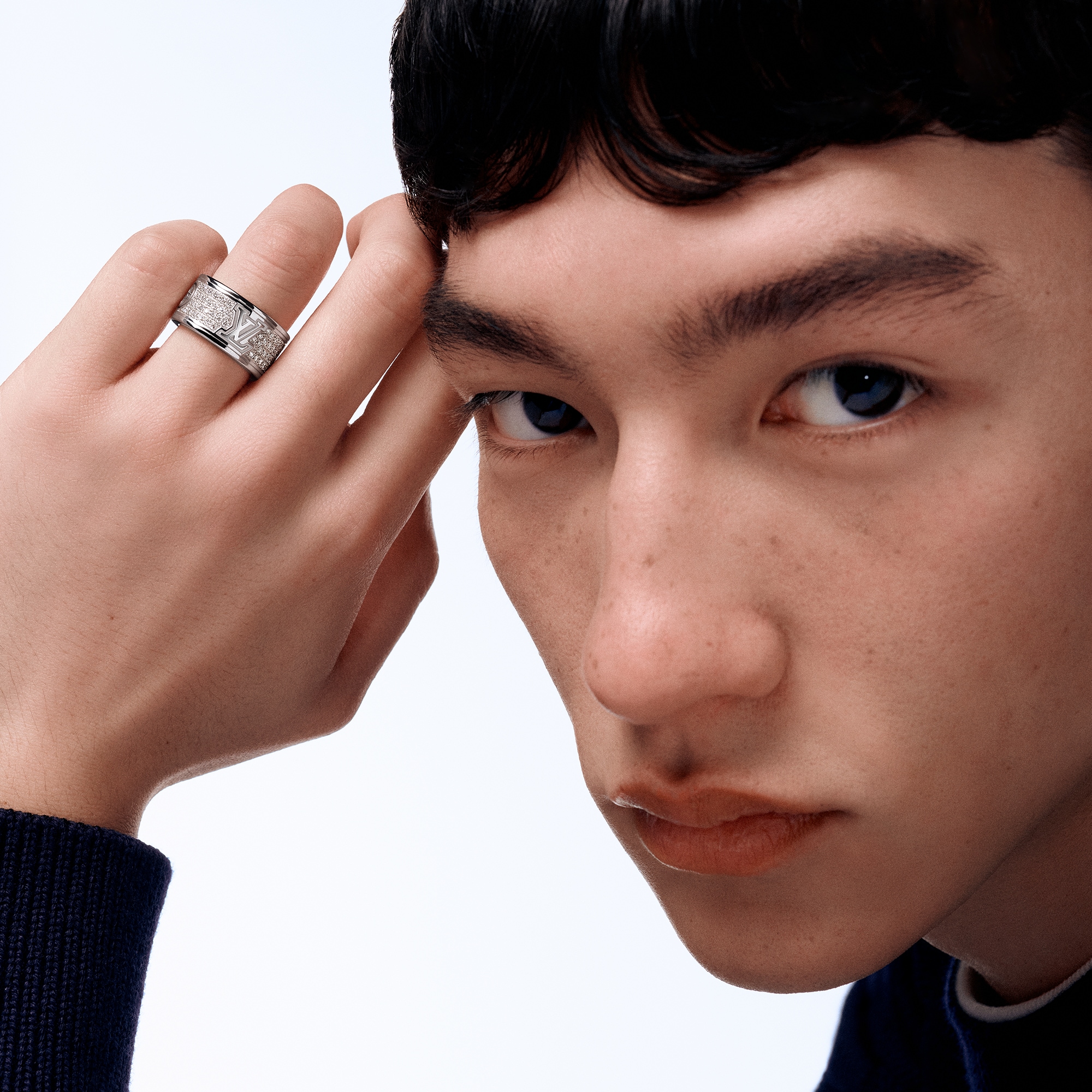 Les Gastons Vuitton Large Ring, White Gold and Diamonds  in Jewellery