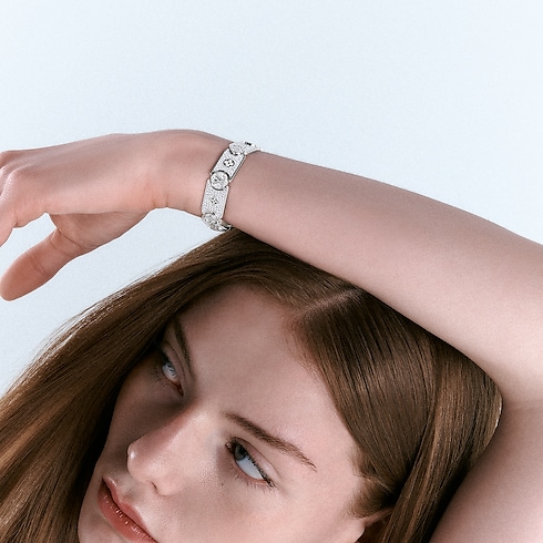 Les Gastons Vuitton Masterpiece Gourmette Bracelet, White Gold and Diamonds in Jewellery's Categories Bracelets collections by Louis Vuitton (Product zoom)