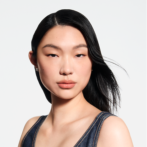 LV Baume - Lip Balm in Perfumes and Beauty's Lips } collections by Louis Vuitton (Product zoom)