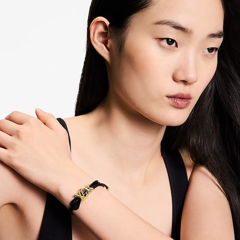 LV Bloom Bracelet in Women's Fashion Jewellery Bracelets collections by Louis Vuitton (Product zoom)