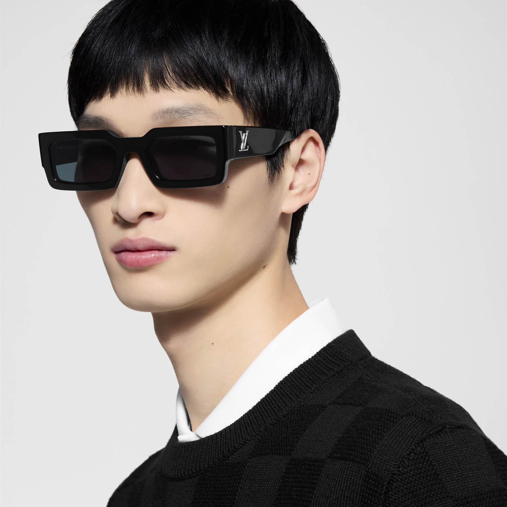 LV Clash Low Square Sunglasses . in Men