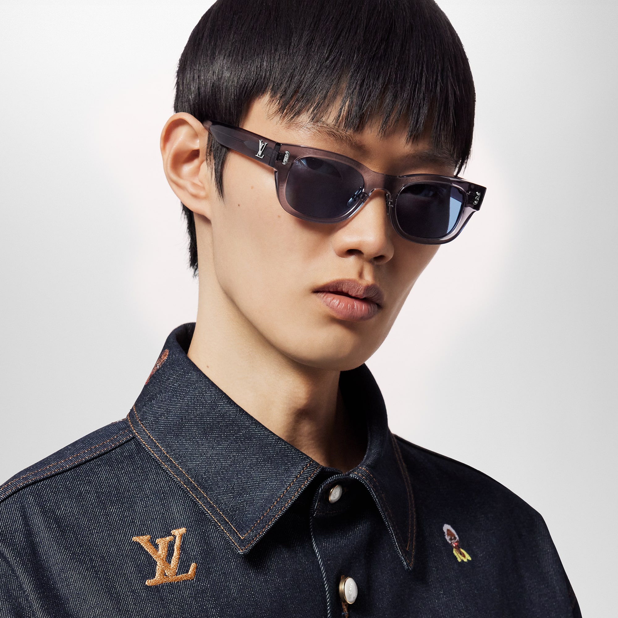 LV Confidence Square Round Sunglasses . in Men