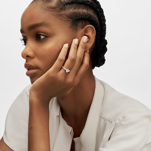 LV Diamonds Pavé Solitaire, LV Monogram Star cut in Jewellery's Collections LV Diamonds collections by Louis Vuitton (Product zoom)