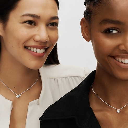 LV Diamonds Pendant, LV Monogram Star cut in Jewellery's Collections LV Diamonds collections by Louis Vuitton (Product zoom)