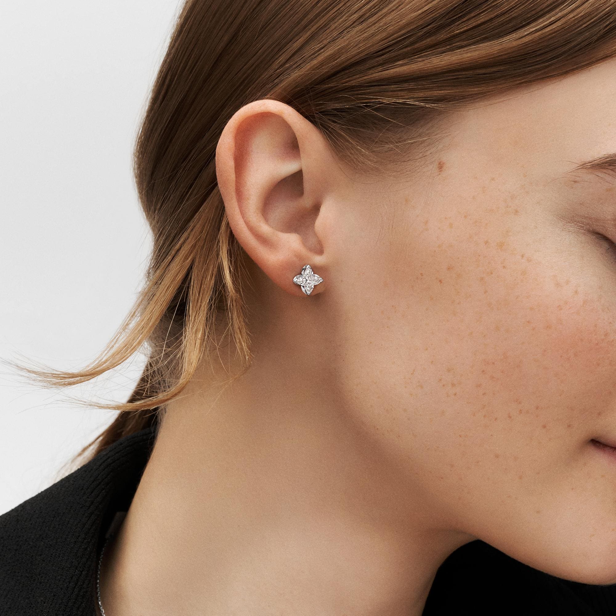 LV Diamonds Stud, LV Monogram Star cut per unit Collections