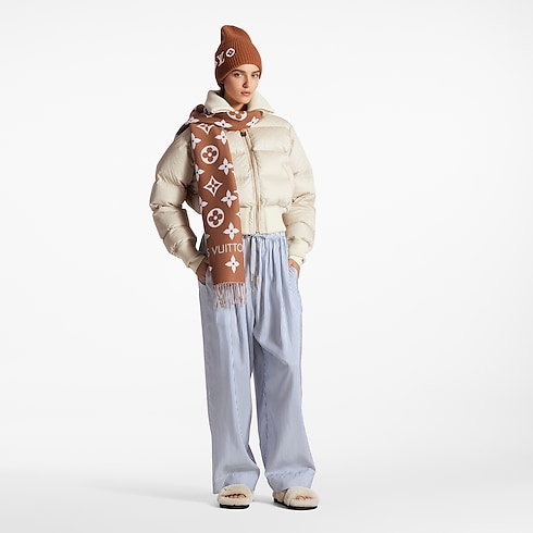 LV Essential Scarf . in Women's Accessories Women's Scarves collections by Louis Vuitton (Product zoom)