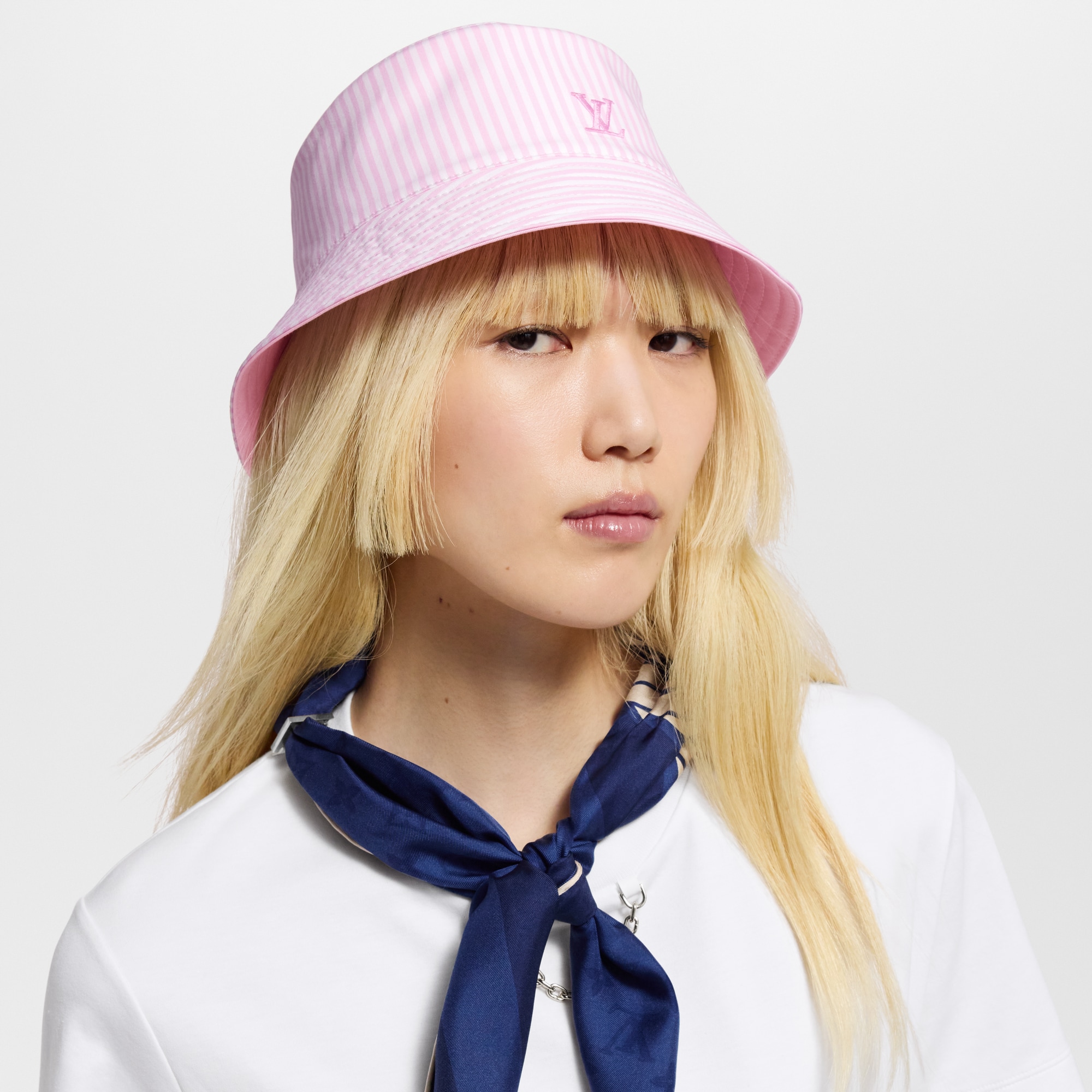 LV League Striped Bucket Hat S00 Women Accessories Hats and Gloves | LOUIS VUITTON (Product zoom)