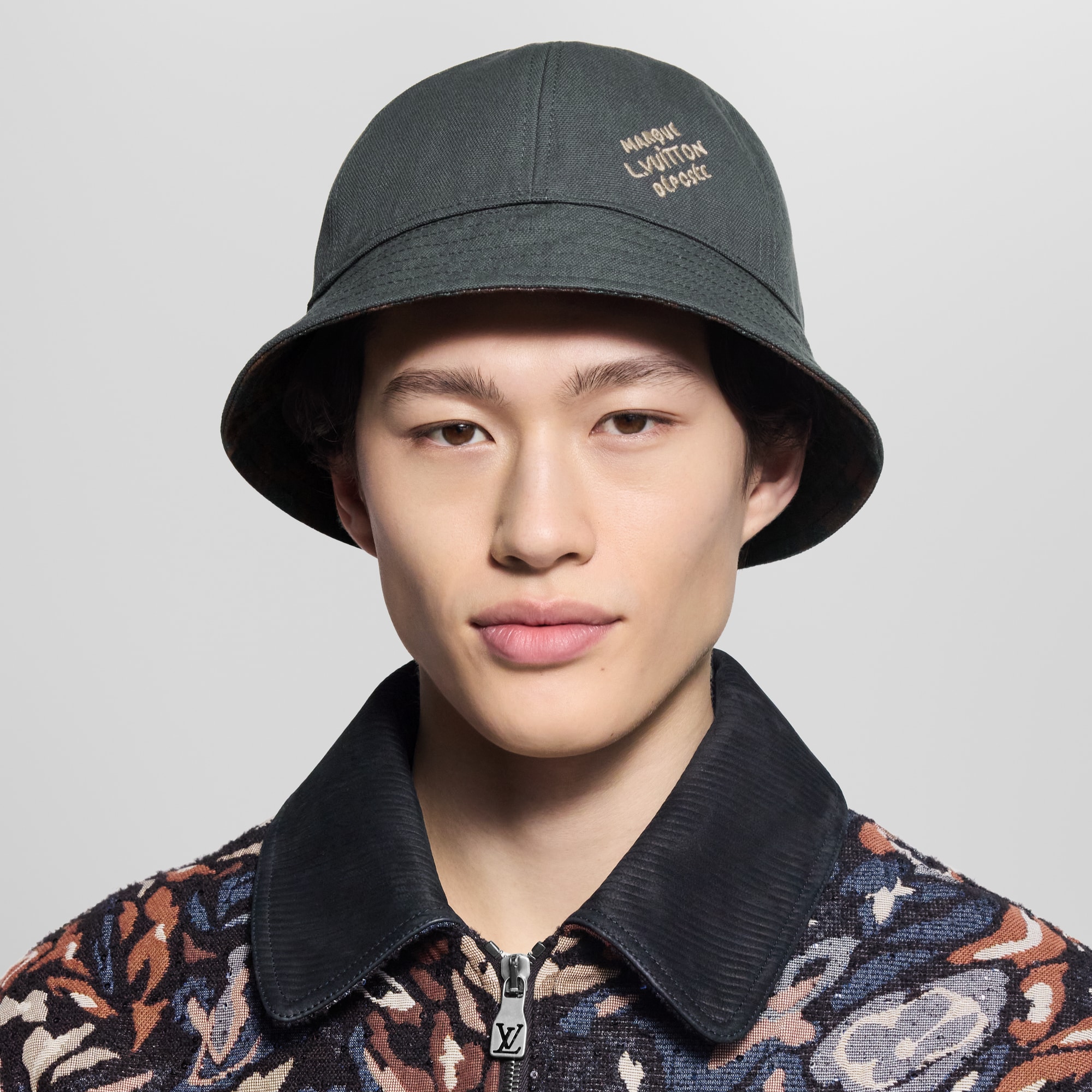 LV Leo Reversible Bucket Hat . in Men