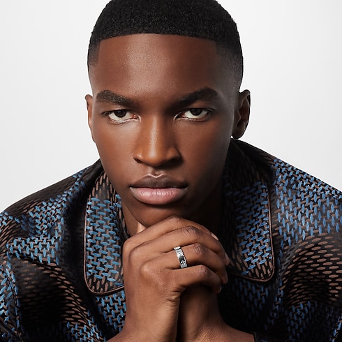 LV Mosaic Thin Ring . in Men's Fashion Jewellery Rings collections by Louis Vuitton (Product zoom)