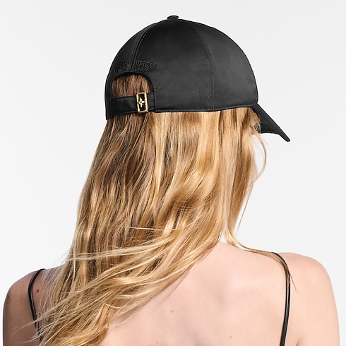 LV Move Cap . in Women's Accessories Hats and Gloves collections by Louis Vuitton (Product zoom)