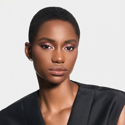 LV Ombres - Eyeshadow Palette in Perfumes and Beauty's Eyes } collections by Louis Vuitton (Product zoom)