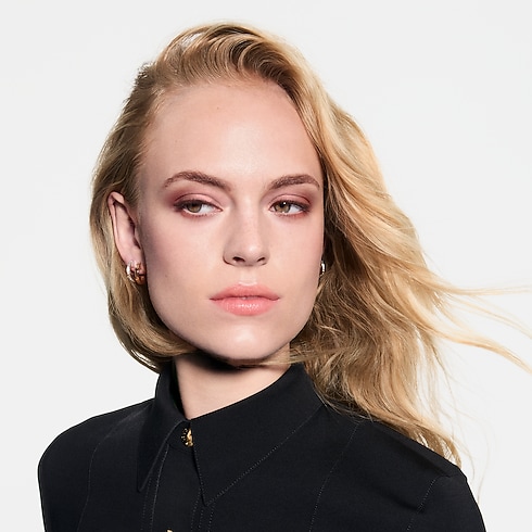 LV Ombres - Eyeshadow Palette Refill in Perfumes and Beauty's Eyes } collections by Louis Vuitton (Product zoom)