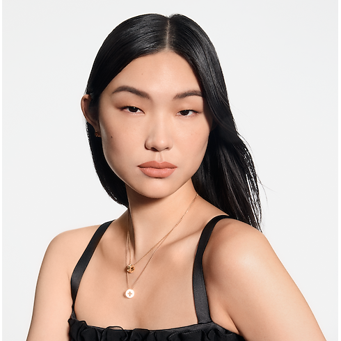 LV Rouge - Matte Lipstick Refill in Perfumes and Beauty's Lips } collections by Louis Vuitton (Product zoom)