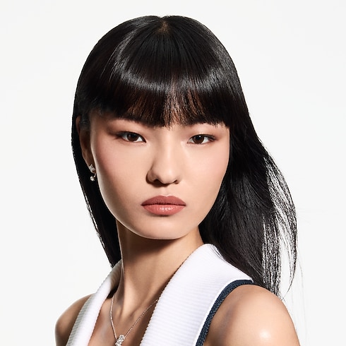 LV Rouge - Satin Lipstick in Perfumes and Beauty's Lips } collections by Louis Vuitton (Product zoom)