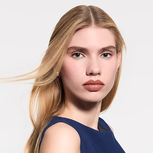 LV Rouge - Satin Lipstick in Perfumes and Beauty's Lips } collections by Louis Vuitton (Product zoom)