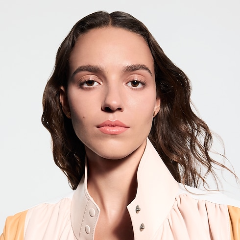 LV Rouge - Satin Lipstick in Perfumes and Beauty's Lips } collections by Louis Vuitton (Product zoom)